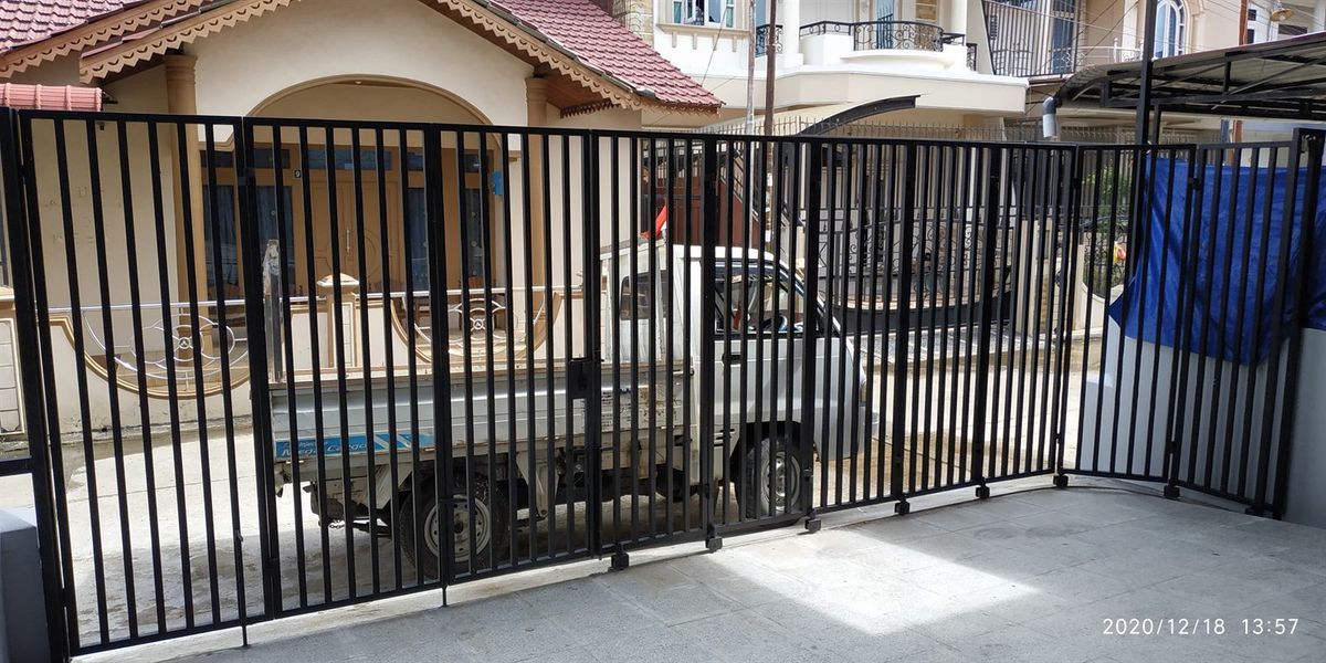 Kanopi & Pintu Dorong Lipat Peniti - Dokumentasi Proyek